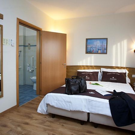 Tulip Inn Padua Habitación foto